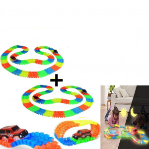 OFerta 2 Bucati x Pista Flexibila de Curse cu Masinute Magic Tracks din 165 Piese, 025BSL