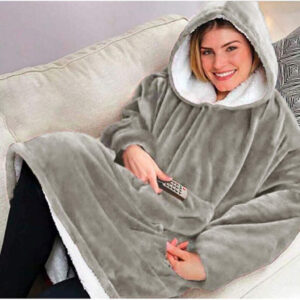 Patura cu maneci Gri , stil hanorac cu gluga si buzunar Huggle Hoodie, 0350 SHB38